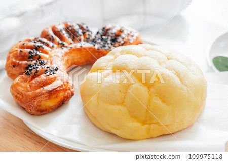 哈密瓜麵包和丹麥麵包 哈密瓜麵包和丹麥麵包 109975118