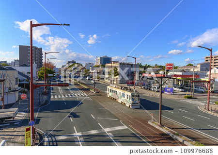 愛知縣豐橋市有軌電車行駛場景 愛知縣豐橋市有軌電車行駛場景 109976688