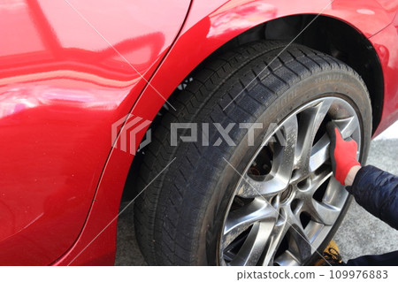 無釘防滑輪胎更換工作 109976883