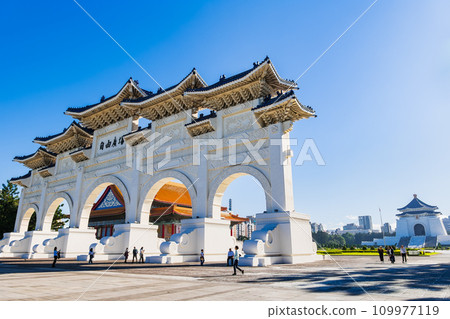 Taiwan Chiang Kai-shek Memorial Hall Freedom Square Pavilion and Library 109977119
