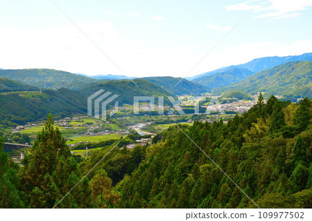 Kiso cityscape from Magome Pass (Nagano Prefecture) Kiso cityscape from Magome Pass (Nagano Prefecture) 109977502