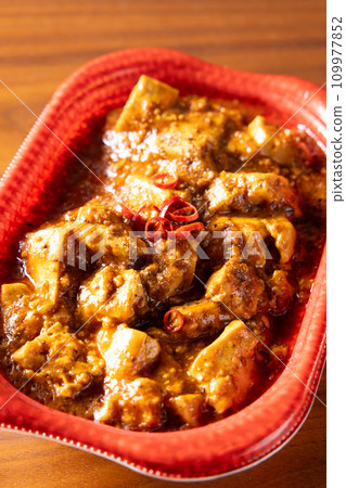 Delicious mapo tofu 109977852