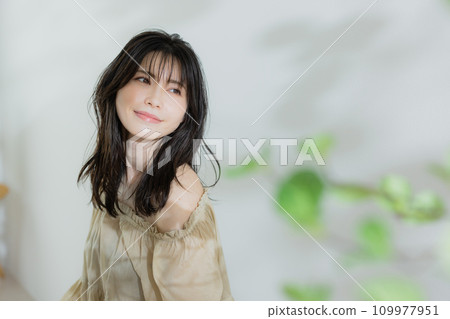 Beauty image 109977951