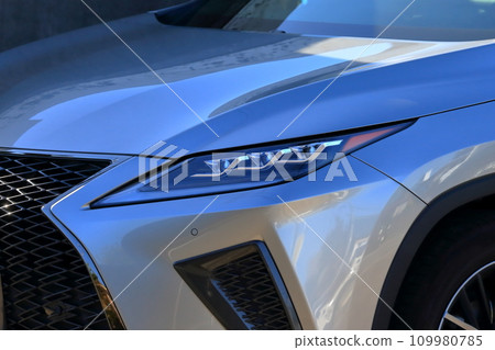 Car headlight image Car headlight image 109980785