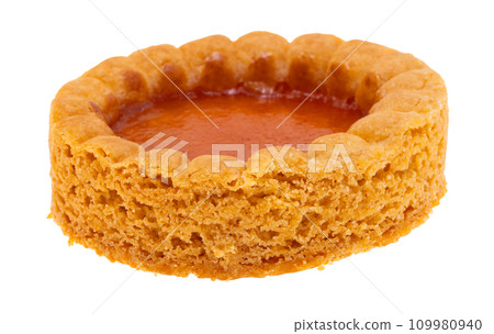 biscuit with jam isolated 109980940