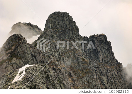北阿爾卑斯穗高山脈的憲兵 109982515