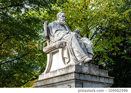 Max von Pettenkofer memorial at Maximiliansplatz square of Munich, Germany. Max von Pettenkofer memorial at Maximiliansplatz square of Munich, Germany. 109982996