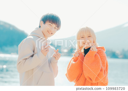 迄今為止的男人和女人 迄今為止的男人和女人 109983720