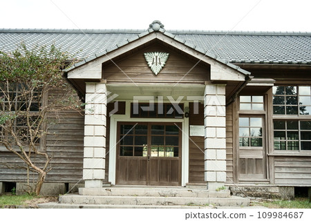 富井小學遺址正門 富井小學遺址正門 109984687