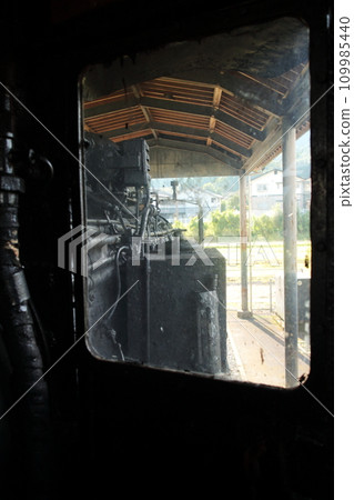 從蒸氣機車SL車窗看到的風景圖 從蒸氣機車SL車窗看到的風景圖 109985440