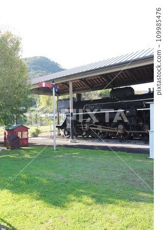 停在吉松站的蒸汽機車 停在吉松站的蒸汽機車 109985476