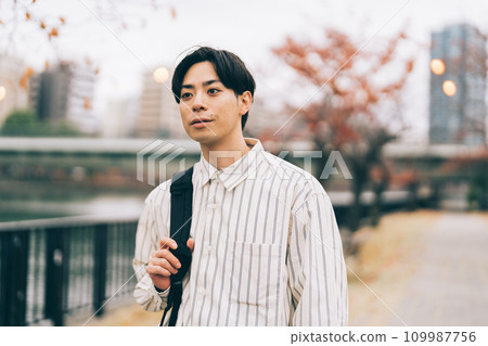 university student commuting to school 109987756