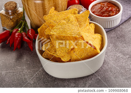 Mexican corn nachos chips with salsa Mexican corn nachos chips with salsa 109988068