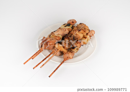Yakitori set salt-grilled Yakitori set salt-grilled 109989771