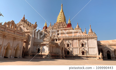 Landscape with a pagoda - Bagan ruins, Myanmar 109990443