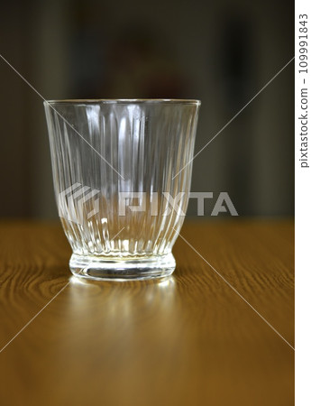 玻璃杯 玻璃杯 109991843