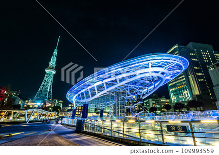 綠洲21夜景與未來塔與水上太空船 109993559