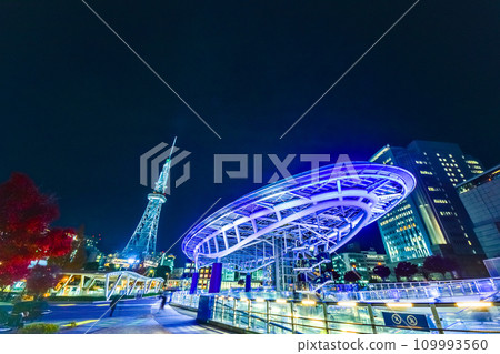 綠洲21夜景與未來塔與水上太空船 109993560