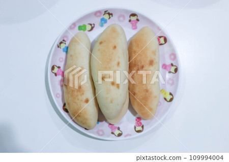 bun or grilled bun, baked bun bun or grilled bun, baked bun 109994004