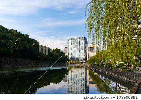 Tokyo Inner Moat Otemori and Otemachi office district 109996981