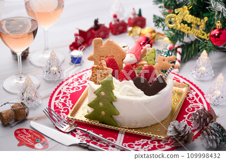 Christmas cake Christmas cake 109998432