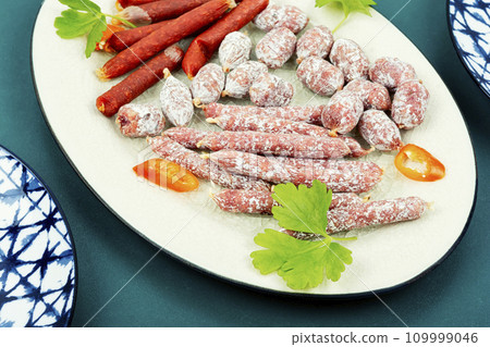 Mini smoked sausage. 109999046