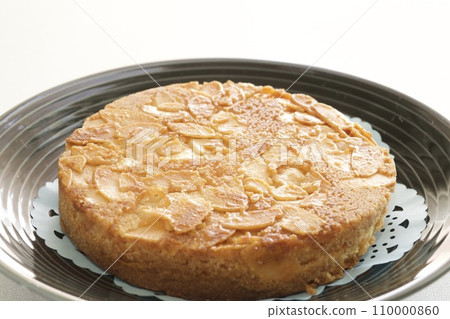 Almond tart Almond tart 110000860