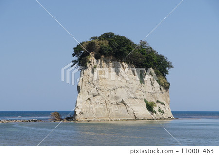 View of Mitsuke Island May 2023 View of Mitsuke Island May 2023 110001463