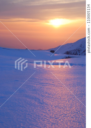雪山夕陽 雪山夕陽 110005134