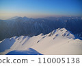 春天雪登山日出 110005138