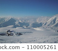 春の雪山 110005261