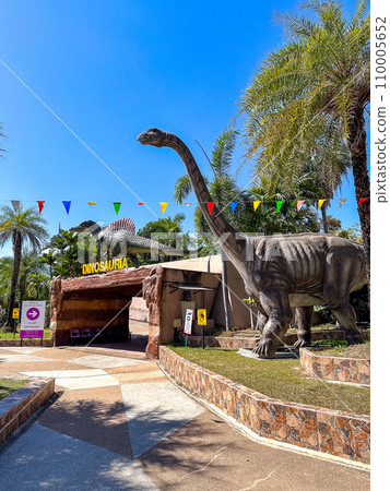 Sirindhorn Dinosaur Museum in Kalasin, thailand Sirindhorn Dinosaur Museum in Kalasin, thailand 110005652
