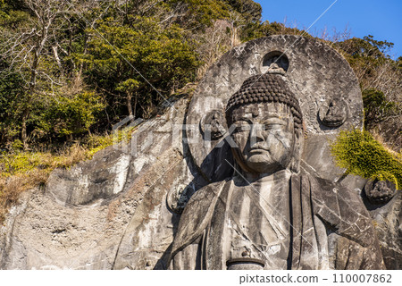 千葉縣鋸南町、鋸山日本寺、大佛（藥師琉璃子如來） 110007862