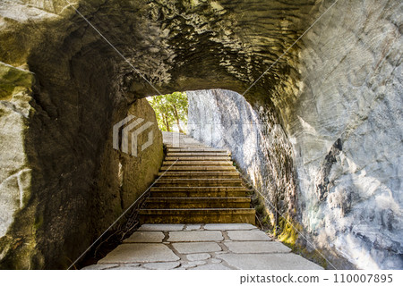 千葉縣鋸南町 Nokogiriyama 日本寺 1500 羅漢 Konara Cave 110007895