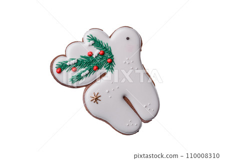 Fresh delicious baked christmas or new year gingerbread cookies 110008310