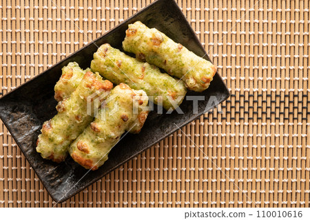 Isobe fried fish sausage 110010616