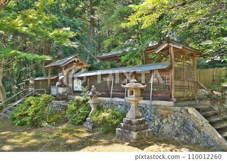 [Ookunushi Shrine] Kuninushi, Kishigawa-cho, Kinokawa City, Wakayama Prefecture 110012260