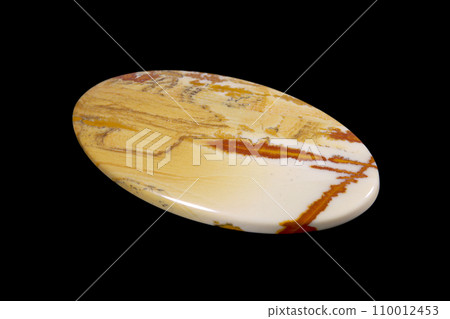 碧玉圖片－蘊含風景的石頭 110012453