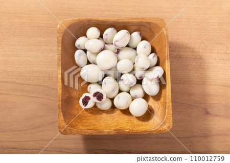 蔓越莓優格巧克力 110012759