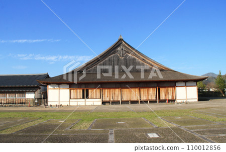 The large study hall of the Sasayama Castle ruins 110012856