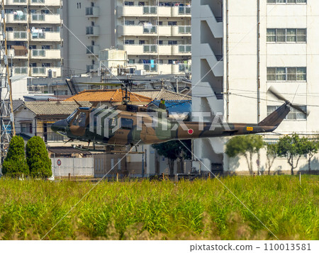 JGSDF UH-1J helicopter landing at Yao Garrison JGSDF UH-1J helicopter landing at Yao Garrison 110013581