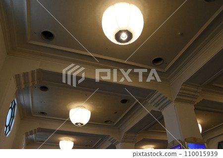 Ceiling decoration of Kintetsu Ujiyamada Station Ceiling decoration of Kintetsu Ujiyamada Station 110015939