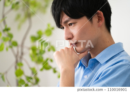 休閒服裝生活風格形象的年輕人 休閒服裝生活風格形象的年輕人 110016901