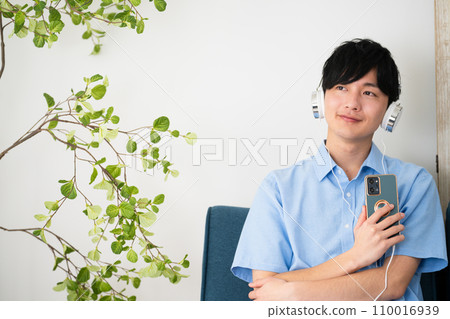 Young man in casual clothes lifestyle image Young man in casual clothes lifestyle image 110016939