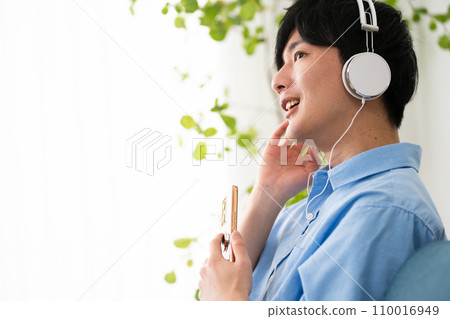 休閒服裝生活風格形象的年輕人 休閒服裝生活風格形象的年輕人 110016949