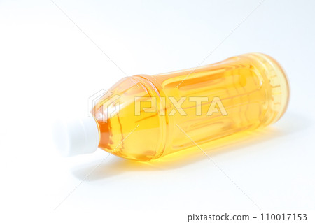 drink, drinking water, plastic bottle, drink, beverage, tea, tea, green tea, Japanese tea, container drink, drinking water, plastic bottle, drink, beverage, tea, tea, green tea, Japanese tea, container 110017153