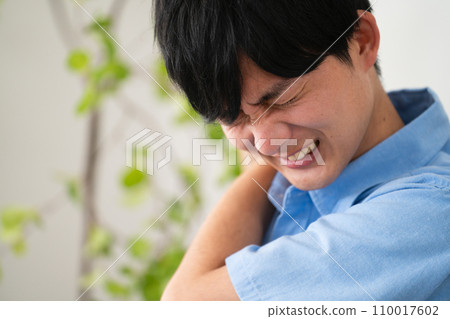 休閒服裝生活風格形象的年輕人 110017602