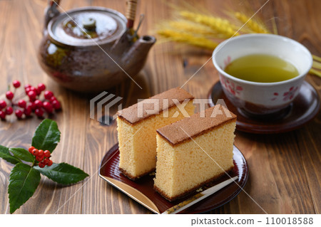 Rich castella made with 100% cage-free eggs Rich castella made with 100% cage-free eggs 110018588