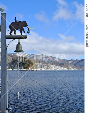 In winter, the red torii gate of Bentenjima is impressive over the Naumann elephants of Lake Nojiri, Shinshu. In winter, the red torii gate of Bentenjima is impressive over the Naumann elephants of Lake Nojiri, Shinshu. 110018636
