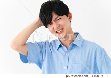 Young man in casual clothes lifestyle image Young man in casual clothes lifestyle image 110019195